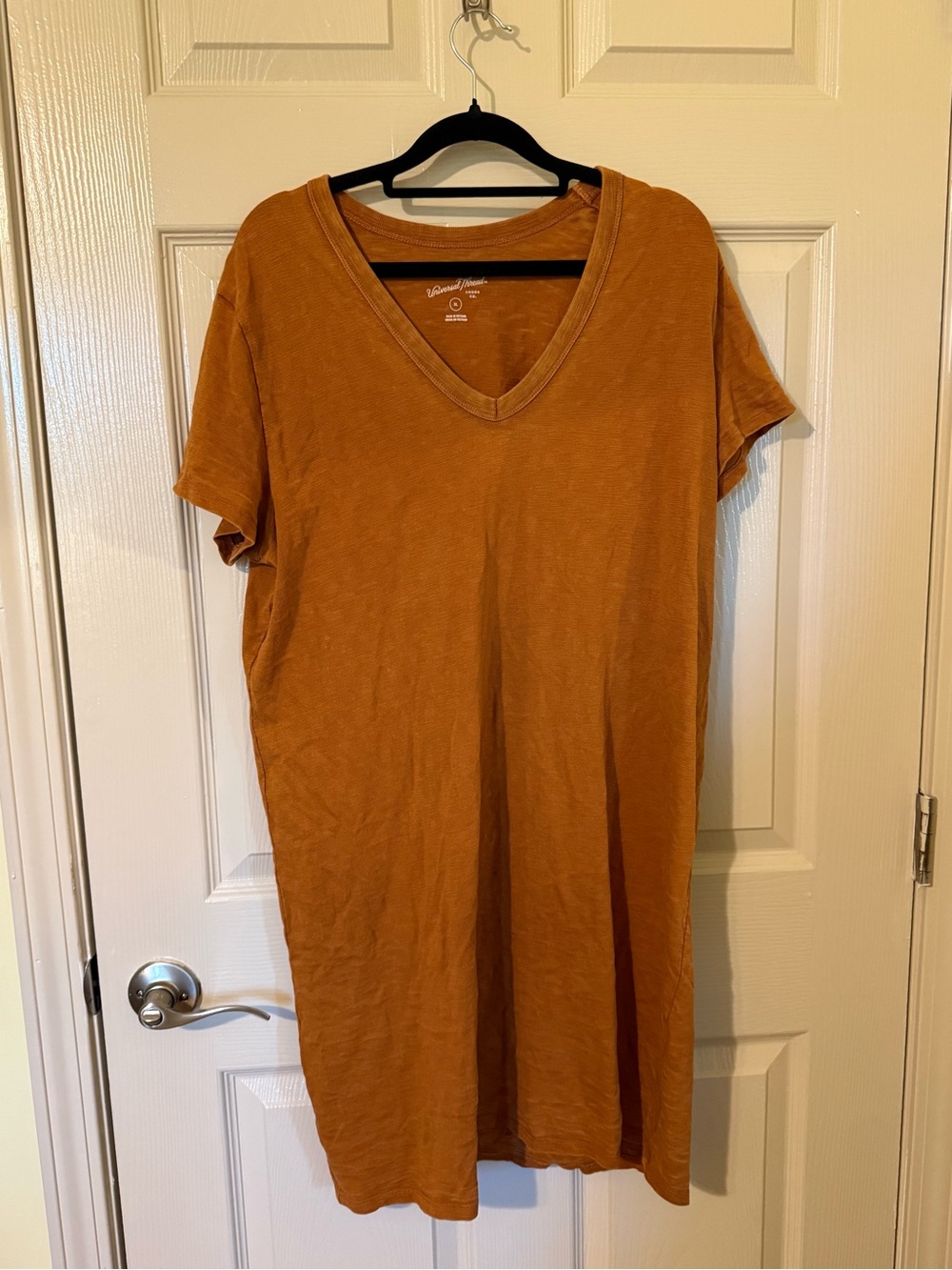 Universal Thread Rust Orange V-Neck T-Shirt Dress